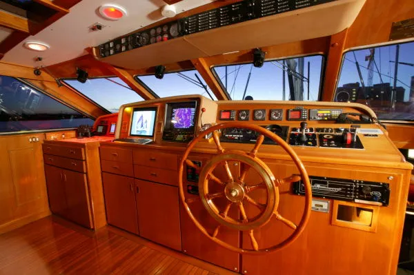 Slide: The Image of Picchiotti S&S Keel Centerboard Ketch 1986 - 4