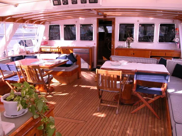 Slide: The Image of Picchiotti S&S Keel Centerboard Ketch 1986 - 6