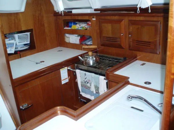 Slide: The Image of Beneteau 361 2001 - 5