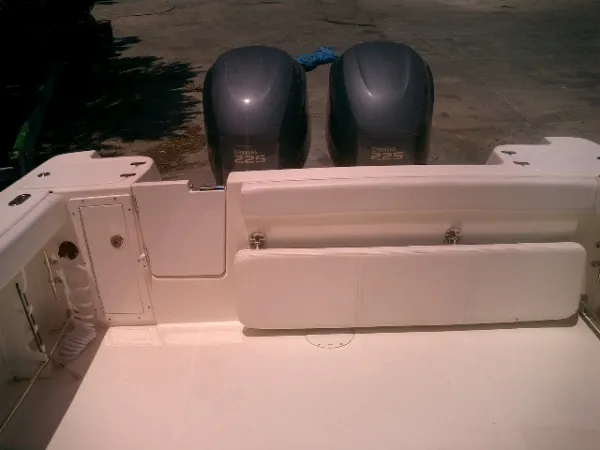 Slide: The Image of Edgewater 265 Express 2004 - 8