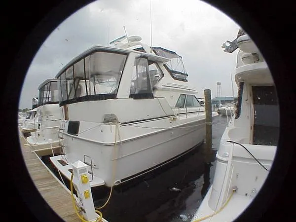 Slide: The Image of Sea Ray 380 Motor Yacht 1989 - 2