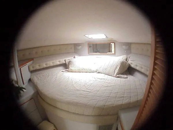 Slide: The Image of Sea Ray 380 Motor Yacht 1989 - 5
