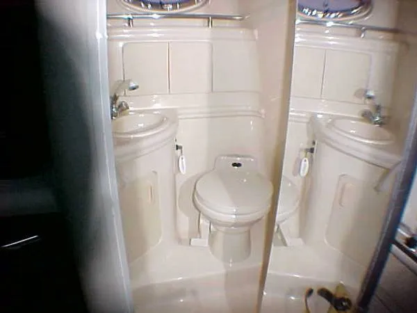 Slide: The Image of Sea Ray 280 Sundancer 2001 - 6