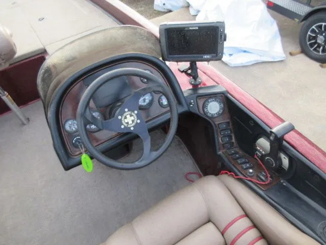 Slide: The Image of Ranger 522VX Comanche Bass Boat / Mercury 225 Opti / Only 2000 - 27