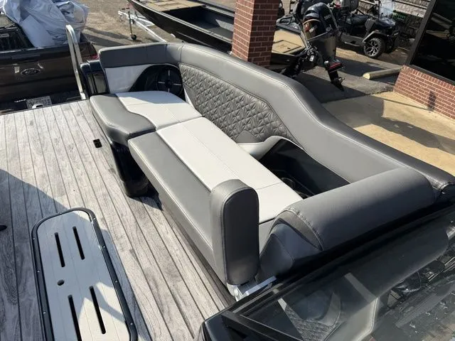 Slide: The Image of Veranda V One 25 2026 - 39