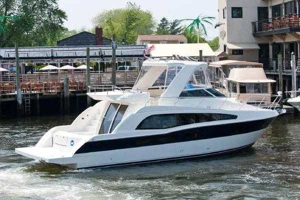 Slide: The Image of * Carver 44' Sojourn - NEW! NEVER TITLED - IPS - Similar to Sea Ray, 2009 - 4