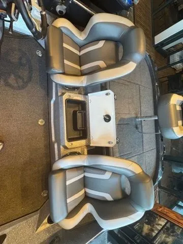 Slide: The Image of Nitro Z19 2025 - 10