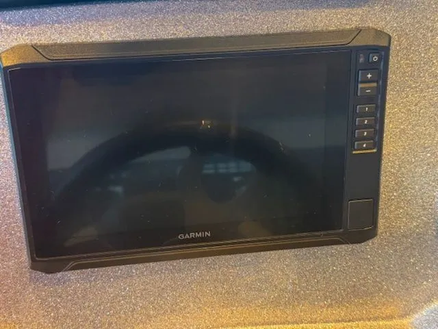 Slide: The Image of Nitro Z19 2025 - 17