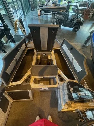 Slide: The Image of Nitro Z19 2025 - 23