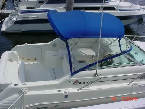 Slide: The Image of Sea Ray 250 Sundancer 1995 - 3