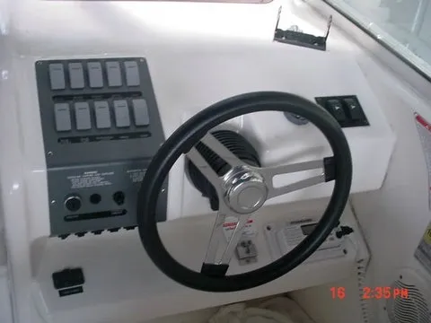 Slide: The Image of Sea Ray 250 Sundancer 1995 - 5