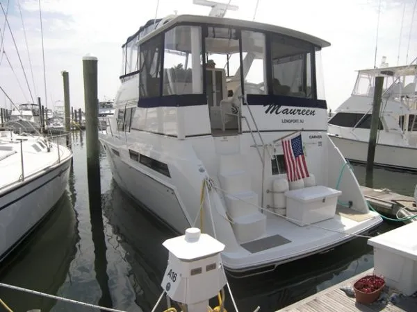 Slide: The Image of Carver Yachts Motor Yacht 1998 - 1