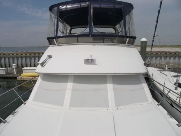 Slide: The Image of Carver Yachts Motor Yacht 1998 - 2