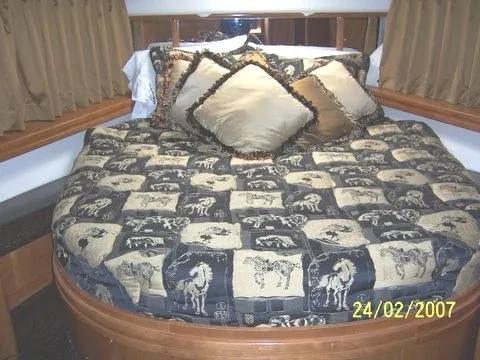 Slide: The Image of Carver Yachts cockpit motor yacht 2002 - 11
