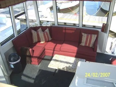 Slide: The Image of Carver Yachts cockpit motor yacht 2002 - 3