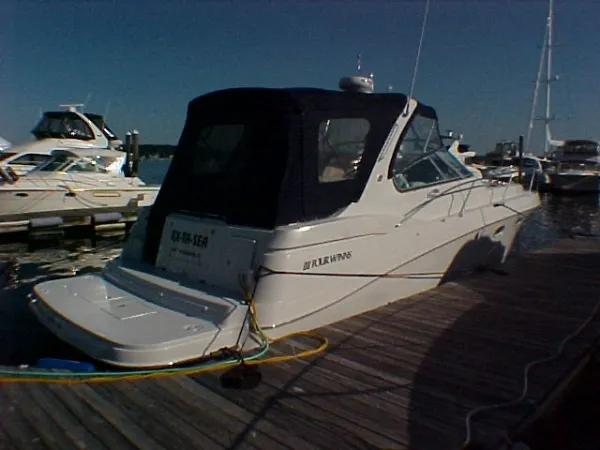 Slide: The Image of Four Winns 378 Vista 2003 - 0