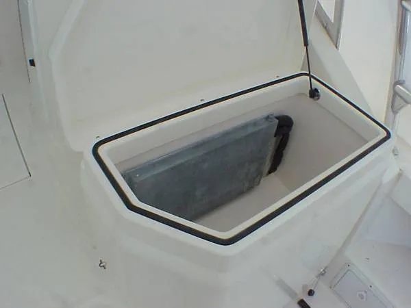 Slide: The Image of Cabo 31 Express 2001 - 4