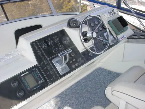 Slide: The Image of Carver Yachts AFT CABIN MOTOR YACHT 1992 - 1