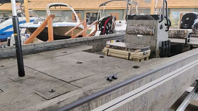 Slide: The Image of Ranger RB200 2025 - 5