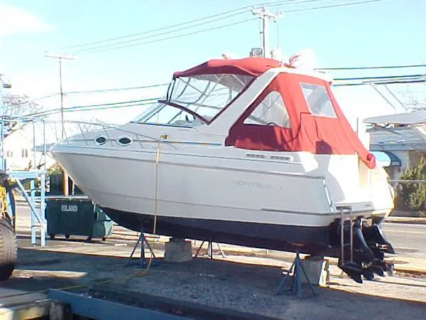 Slide: The Image of Monterey 276 Cruiser 1999 - 0