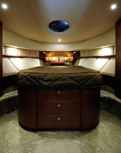 Slide: The Image of Silverton 45 Convertible 2006 - 10