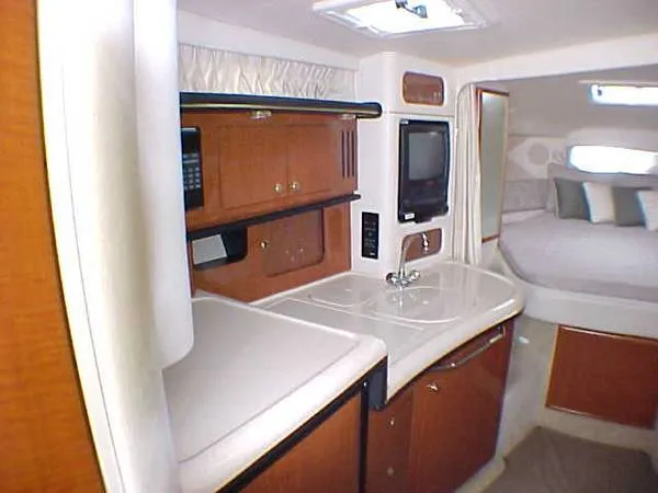 Slide: The Image of Sea Ray 340 Dancer 2002 - 5
