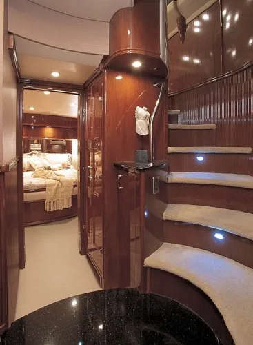 Slide: The Image of Marquis Motor Yacht 2004 - 8