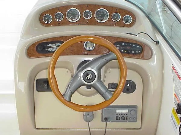 Slide: The Image of Sea Ray 260 Sundancer 1999 - 2
