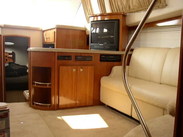 Slide: The Image of Carver Yachts 346 Motor Yacht 2002 - 4