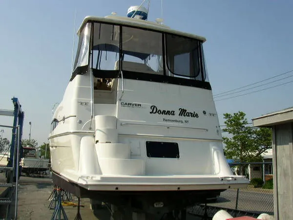 Slide: The Image of Carver Yachts 346 Motor Yacht 2002 - 7