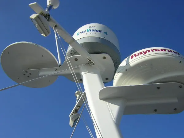 Slide: The Image of Mainship 390 Fast Trawler 2002 - 9
