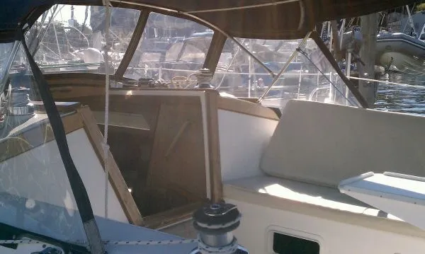 Slide: The Image of Catalina 34 Tall Rig 1987 - 11