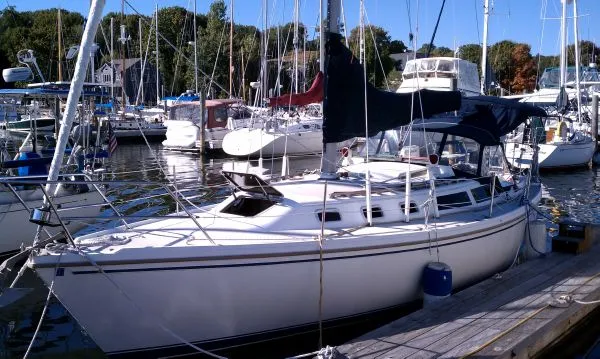 Slide: The Image of Catalina 34 Tall Rig 1987 - 7