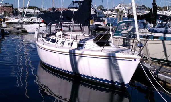 Slide: The Image of Catalina 34 Tall Rig 1987 - 8