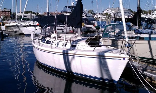 Slide: The Image of Catalina 34 Tall Rig 1987 - 9