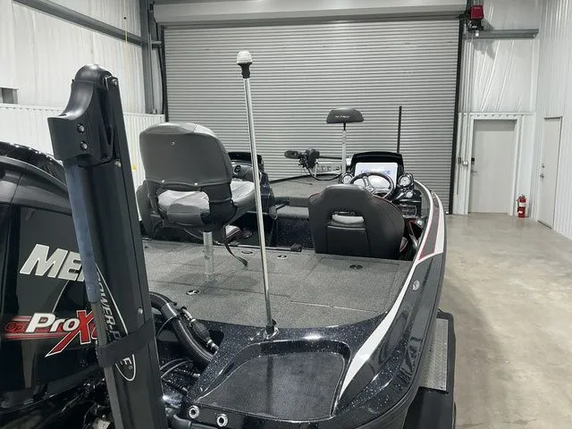 Slide: The Image of Nitro Z19 2018 - 18