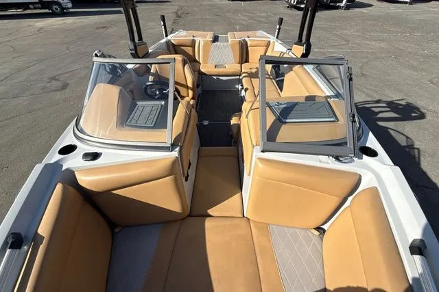 Slide: The Image of Tigé 2020 - 8