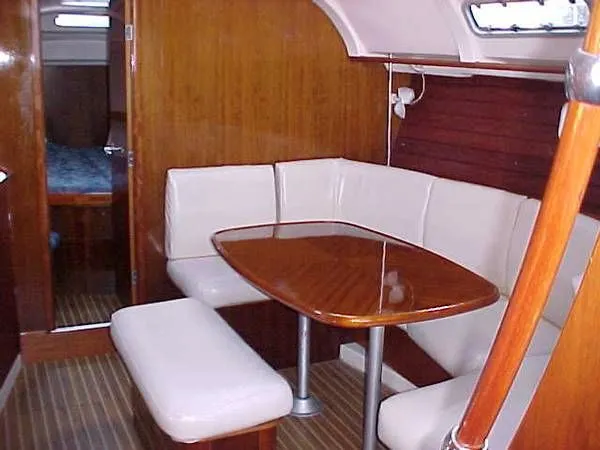 Slide: The Image of Beneteau 382 1997 - 1