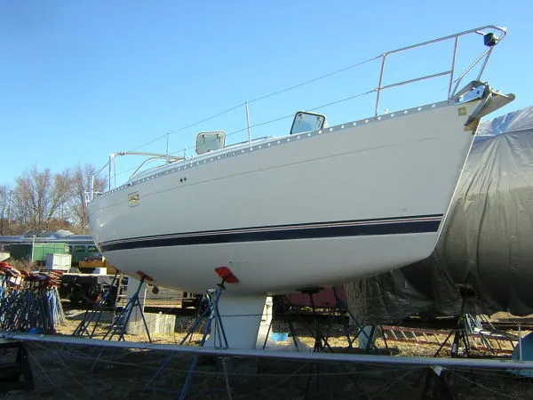 Slide: The Image of Beneteau 382 1997 - 7