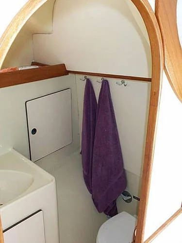 Slide: The Image of Tillotson Pearson Manta Clipper 1992 - 5