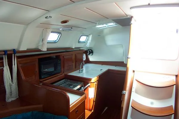 Slide: The Image of Beneteau Oceanis 411 1999 - 3