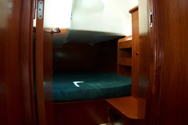 Slide: The Image of Beneteau Oceanis 411 1999 - 4