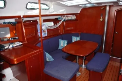 Slide: The Image of Beneteau 393 2005 - 3