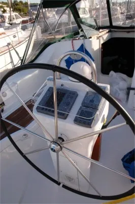 Slide: The Image of Beneteau 393 2005 - 8