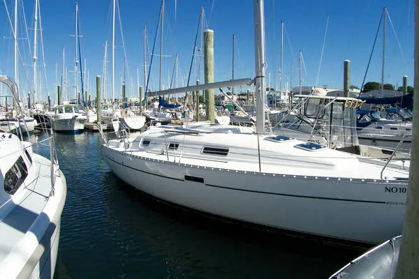 Slide: The Image of Beneteau 311 2000 - 0