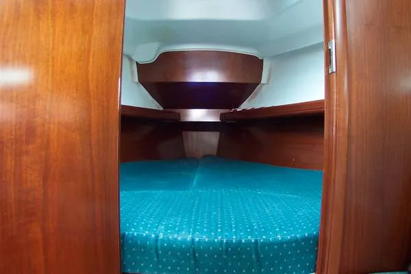Slide: The Image of Beneteau 311 2000 - 3