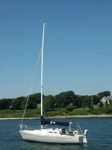 Slide: The Image of J Boats J/30 1982 - 0