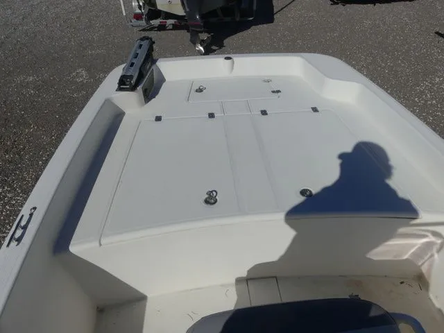 Slide: The Image of Mako Pro Skiff 17 CC 2021 - 12