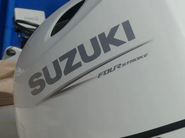 Slide: The Image of Pioneer 180 Islander 2026 - 10