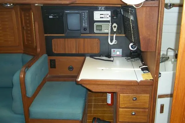 Slide: The Image of Sabre MK II Keel/CB 1990 - 7